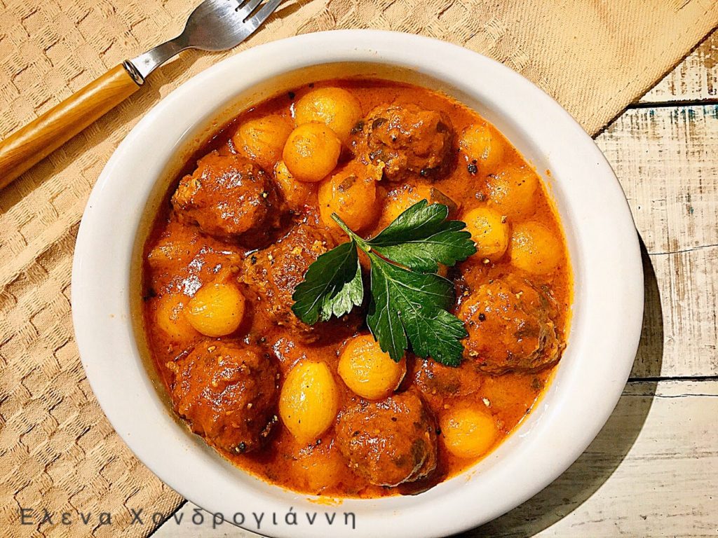 Κεφτεδάκια στιφάδο