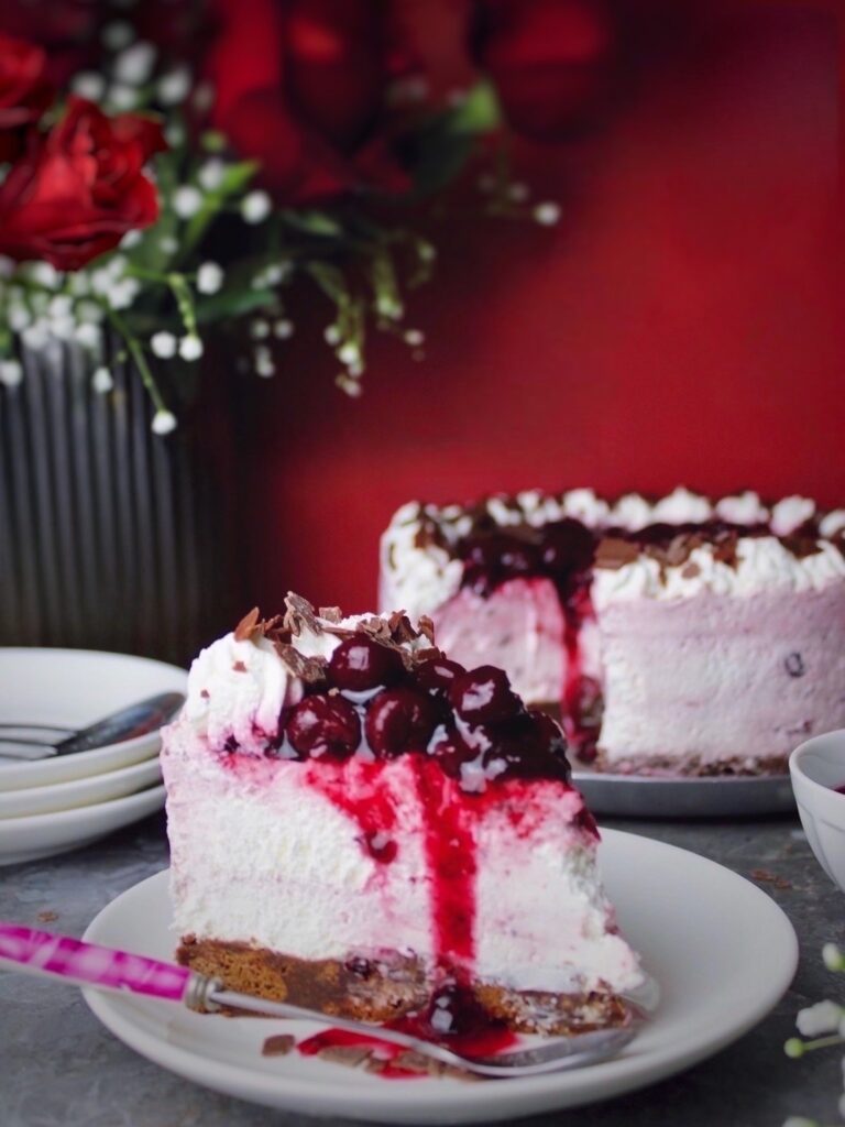 CHEESE CAKE BLACK FOREST