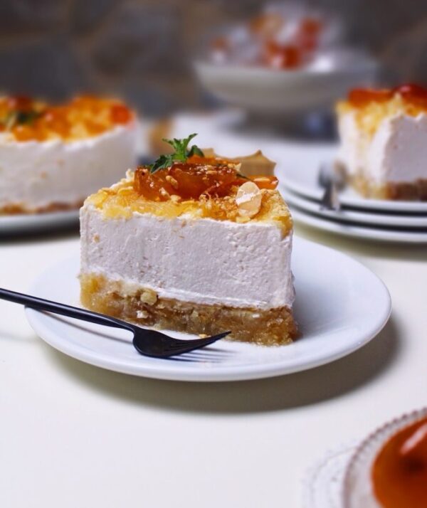 CHEESECAKE ΚΑΝΤΑΙΦΙ ΜΕ ΚΟΥΜ-ΚΟΥΑΤ